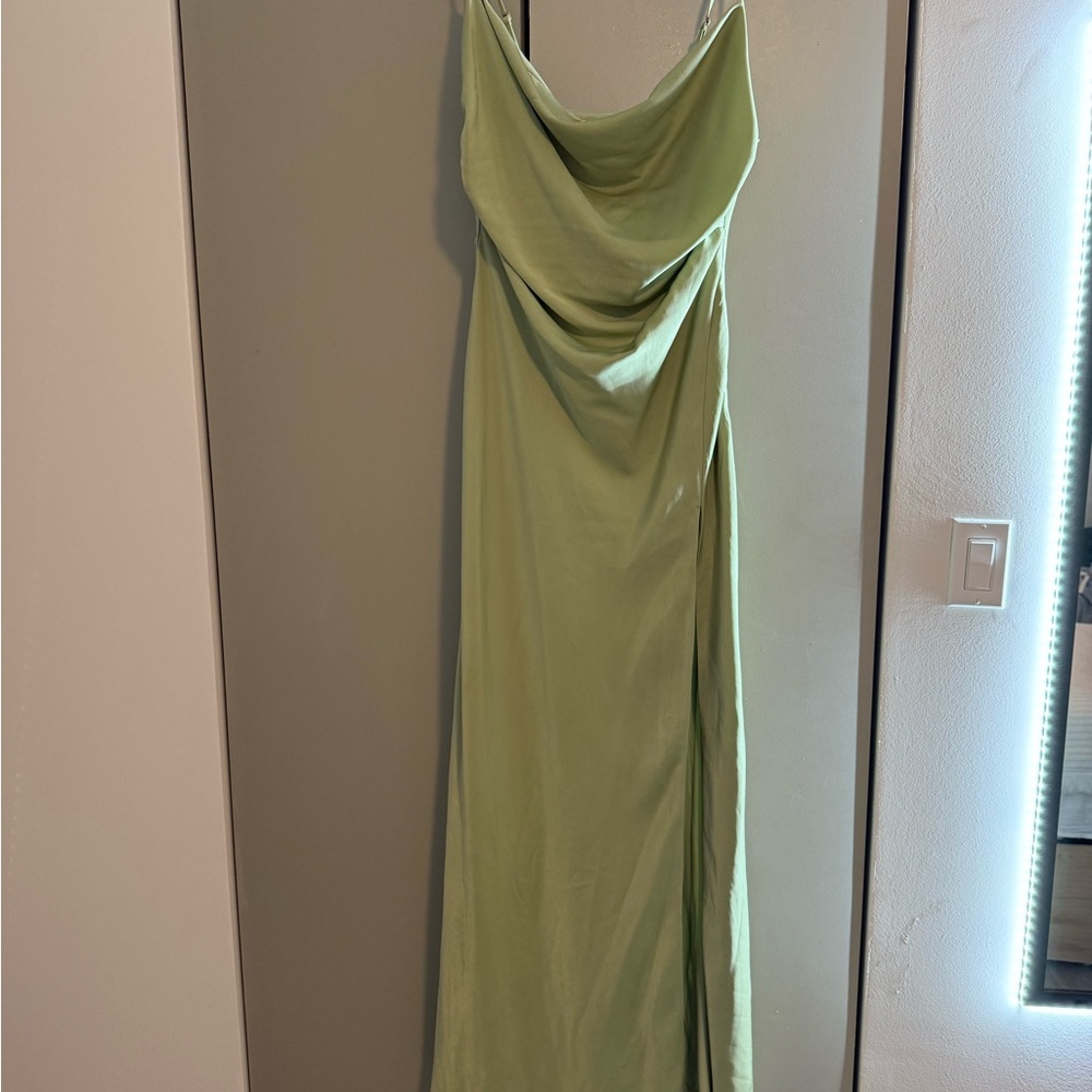 Elegant Green Evening Dress